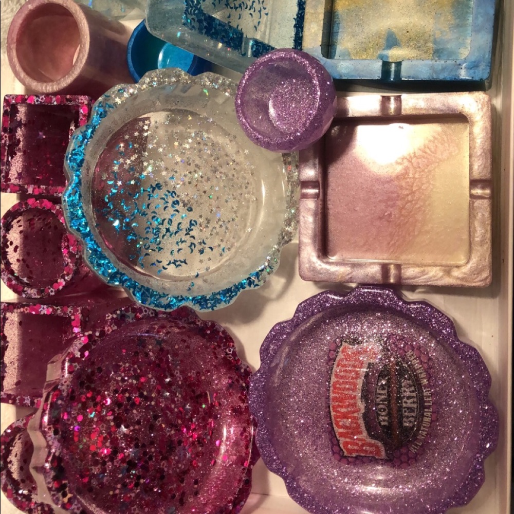 ashtrays,brush&etc holders